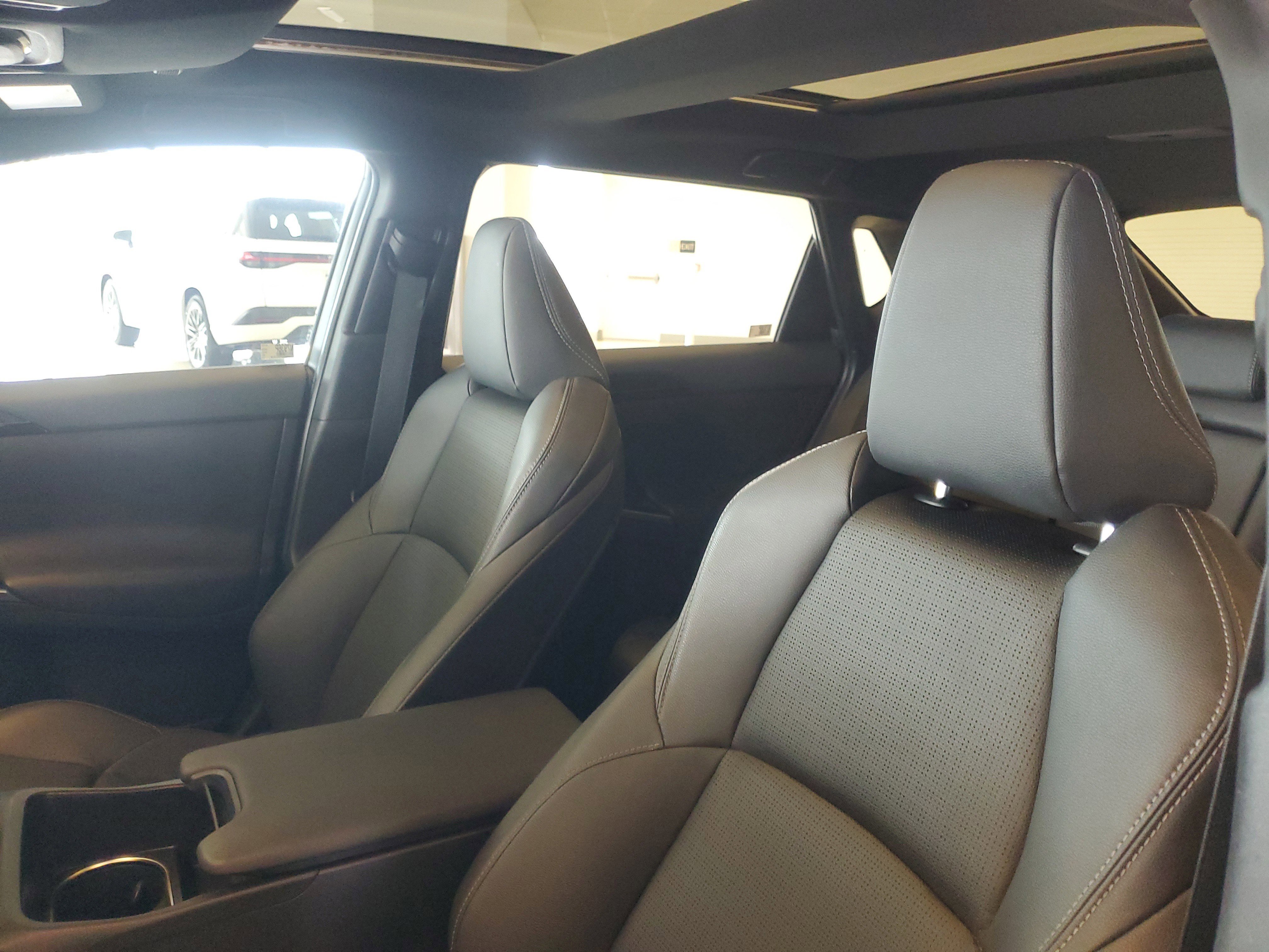 Used 2023 Toyota bZ4X Limited w/ Weather Package AWD/4WD image 21