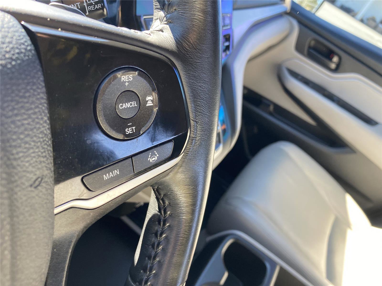 Used 2019 Honda Odyssey EX-L image 18