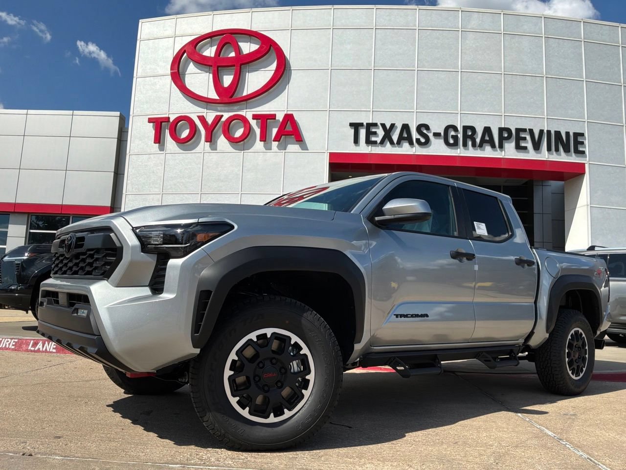 New 2026 Toyota Tacoma TRD Off-Road AWD/4WD image 2