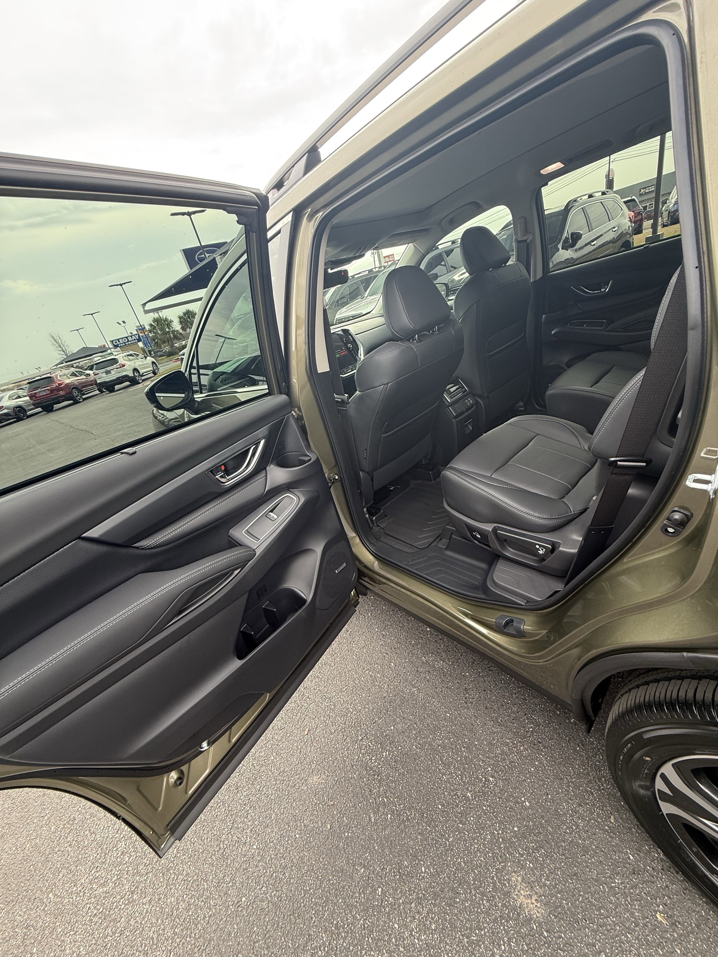 New 2026 Subaru Ascent Limited image 12