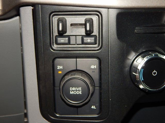 New 2024 Ford F150 XLT w/ Equipment Group 302A MID image 32