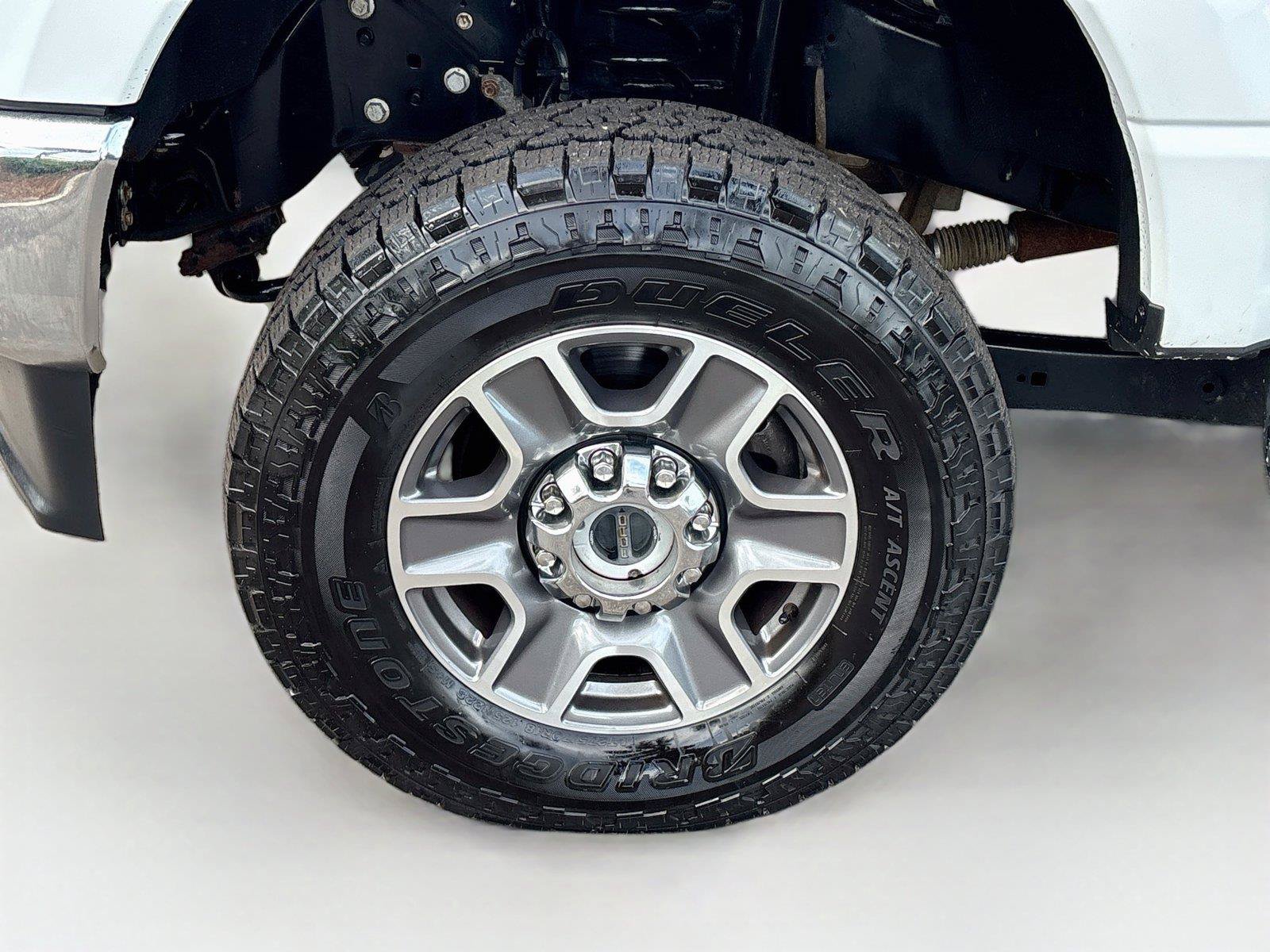 Used 2023 Ford F250 Lariat w/ Chrome Package AWD/4WD image 32