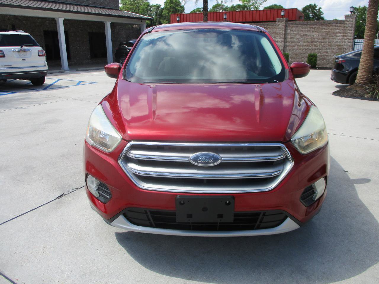 Used 2017 Ford Escape SE FWD image 4