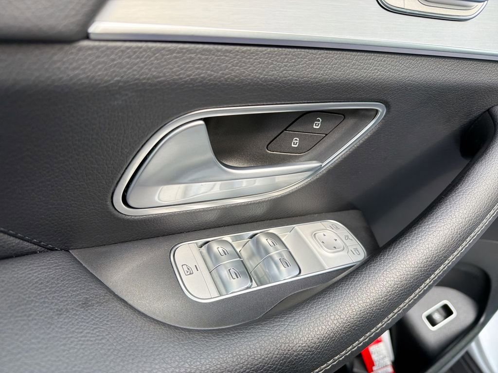 Used 2025 Mercedes-Benz GLE 350 4MATIC image 19