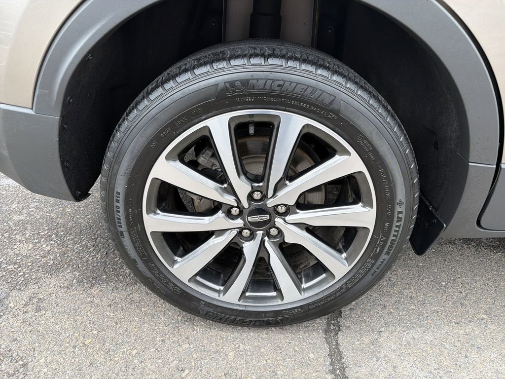 Used 2019 Lincoln MKC Reserve w/ MKC Climate Package image 32