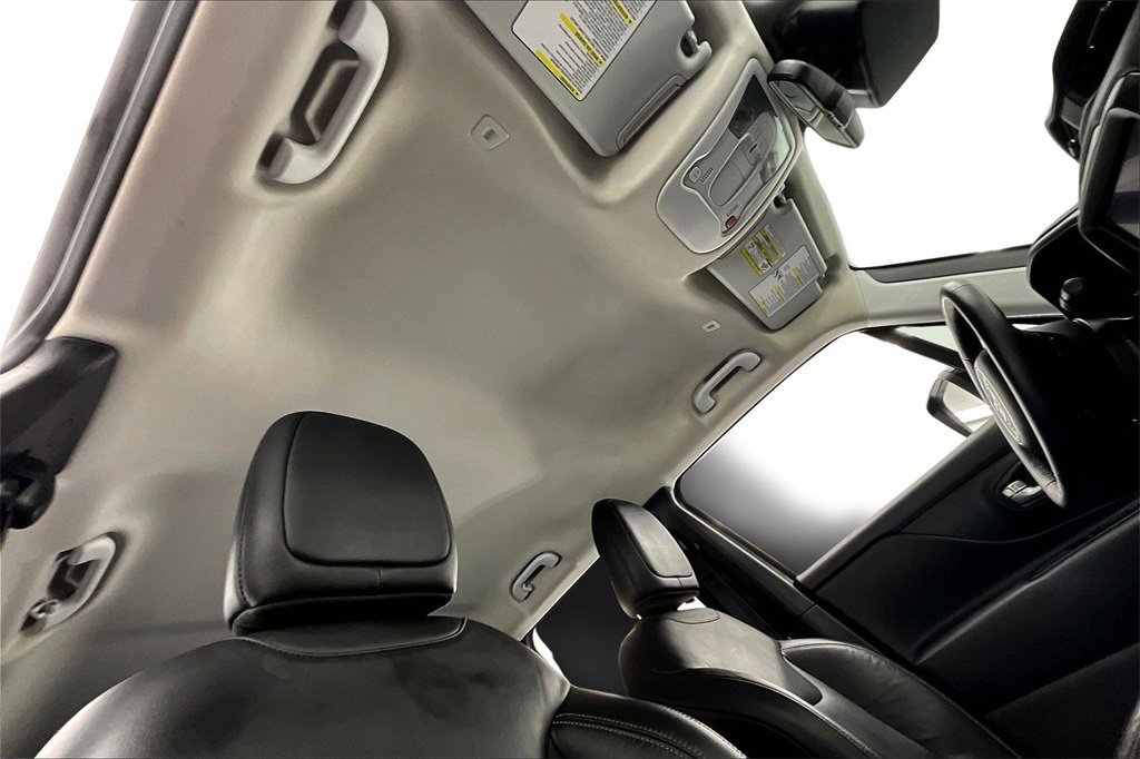 Used 2023 Jeep Renegade Limited image 22