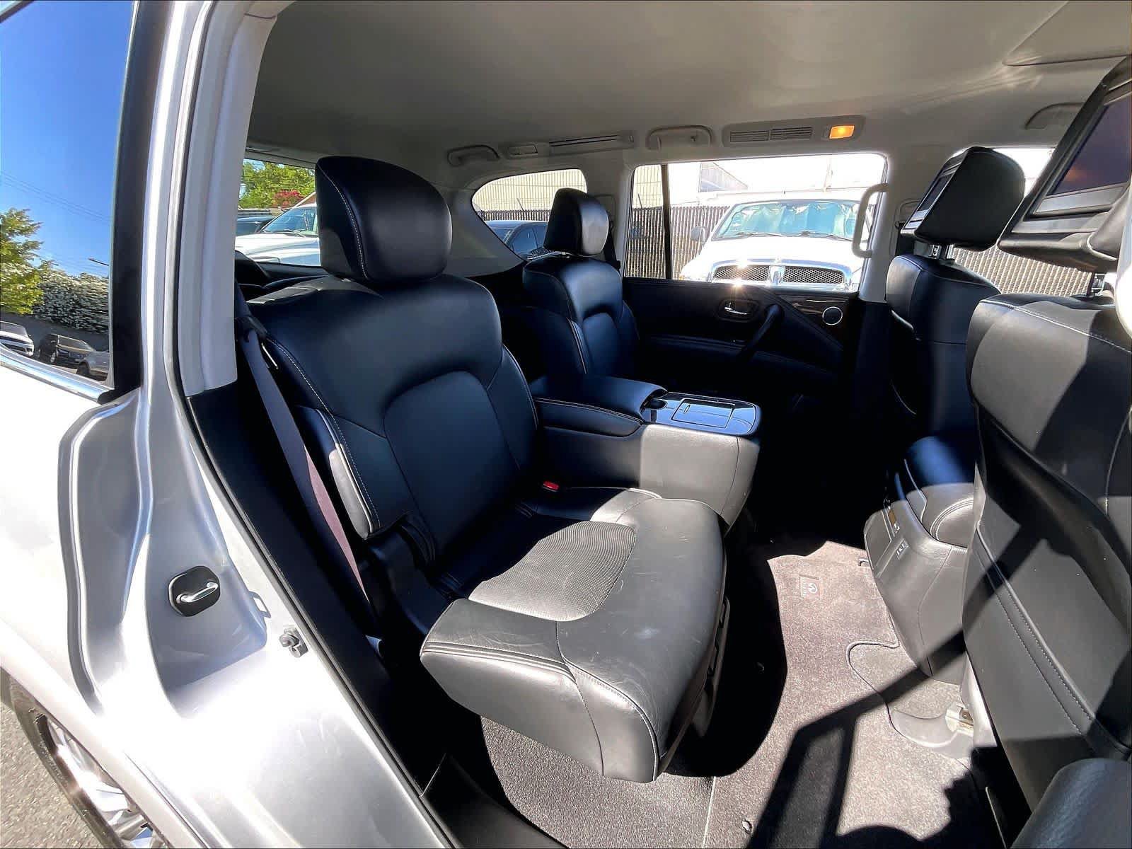 Used 2015 INFINITI QX80 4WD w/ 22" Wheel Package image 30