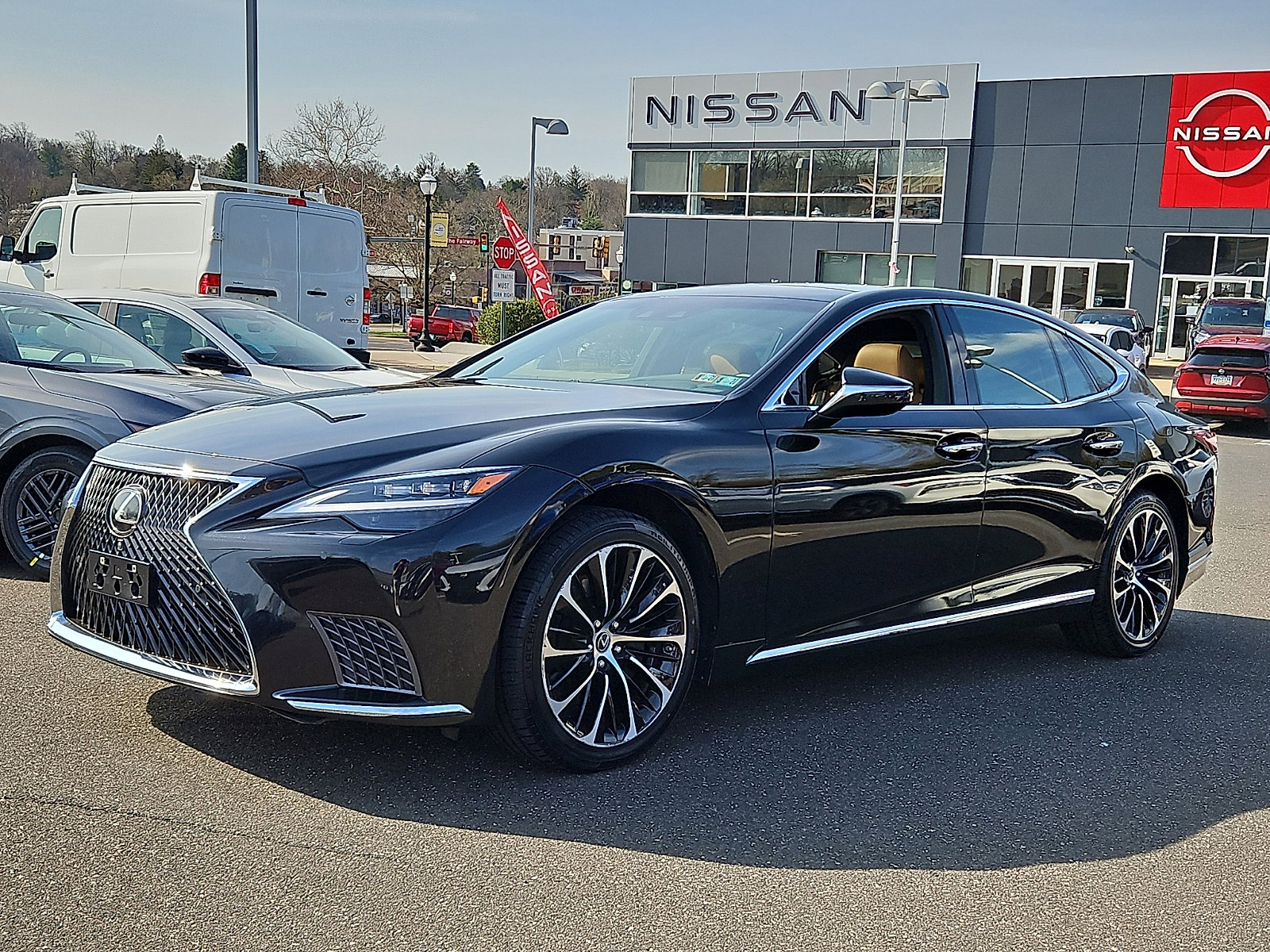 Used 2022 Lexus LS 500 AWD w/ Luxury Package image 3