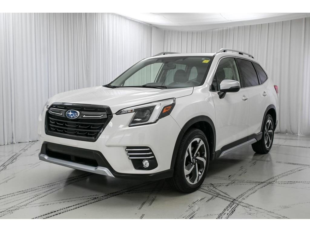 Used 2022 Subaru Forester Touring image 4