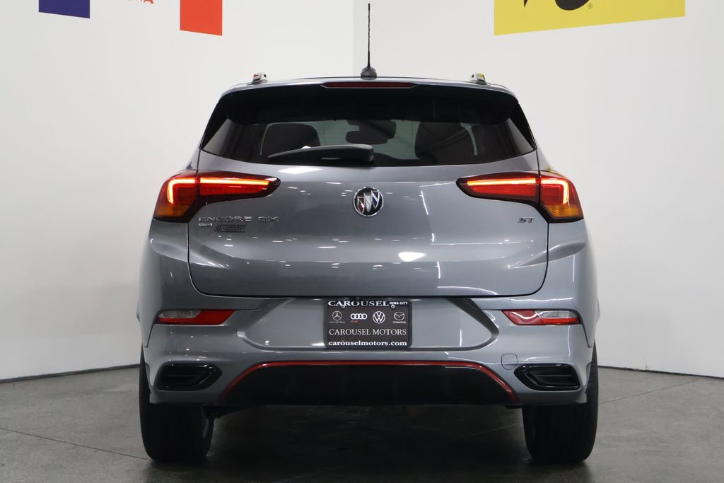 Used 2020 Buick Encore GX Essence w/ Experience Buick Package image 11