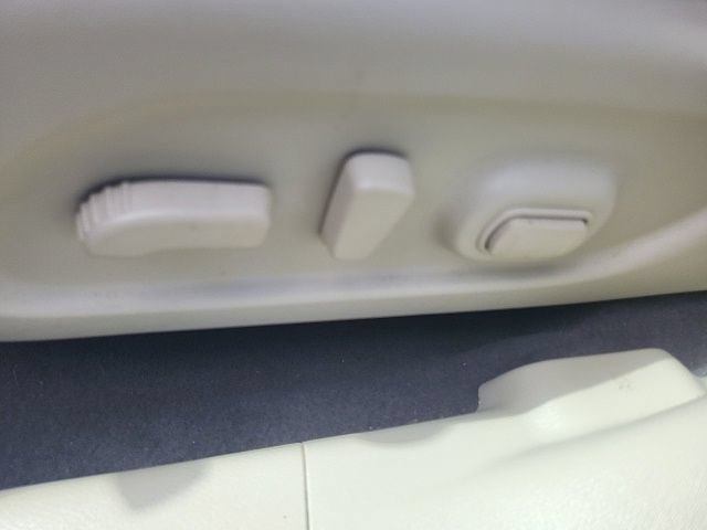 Used 2018 Nissan Murano Platinum w/ Cargo Package FWD image 32