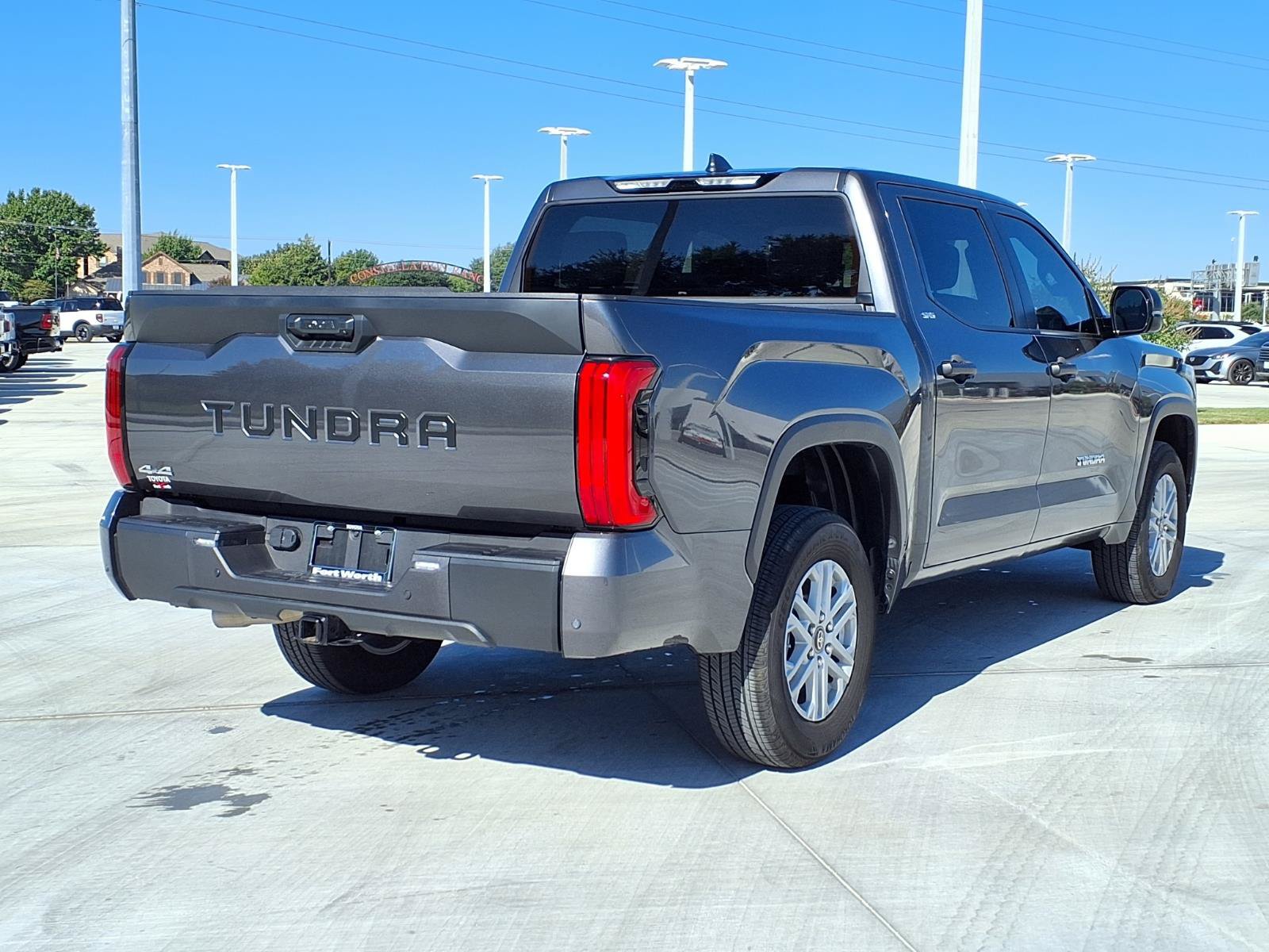 Used 2026 Toyota Tundra SR5 w/ SR5 Convenience Package AWD/4WD image 9