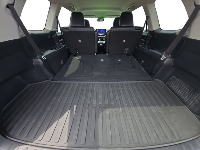 Certified 2024 Toyota Grand Highlander AWD image 13