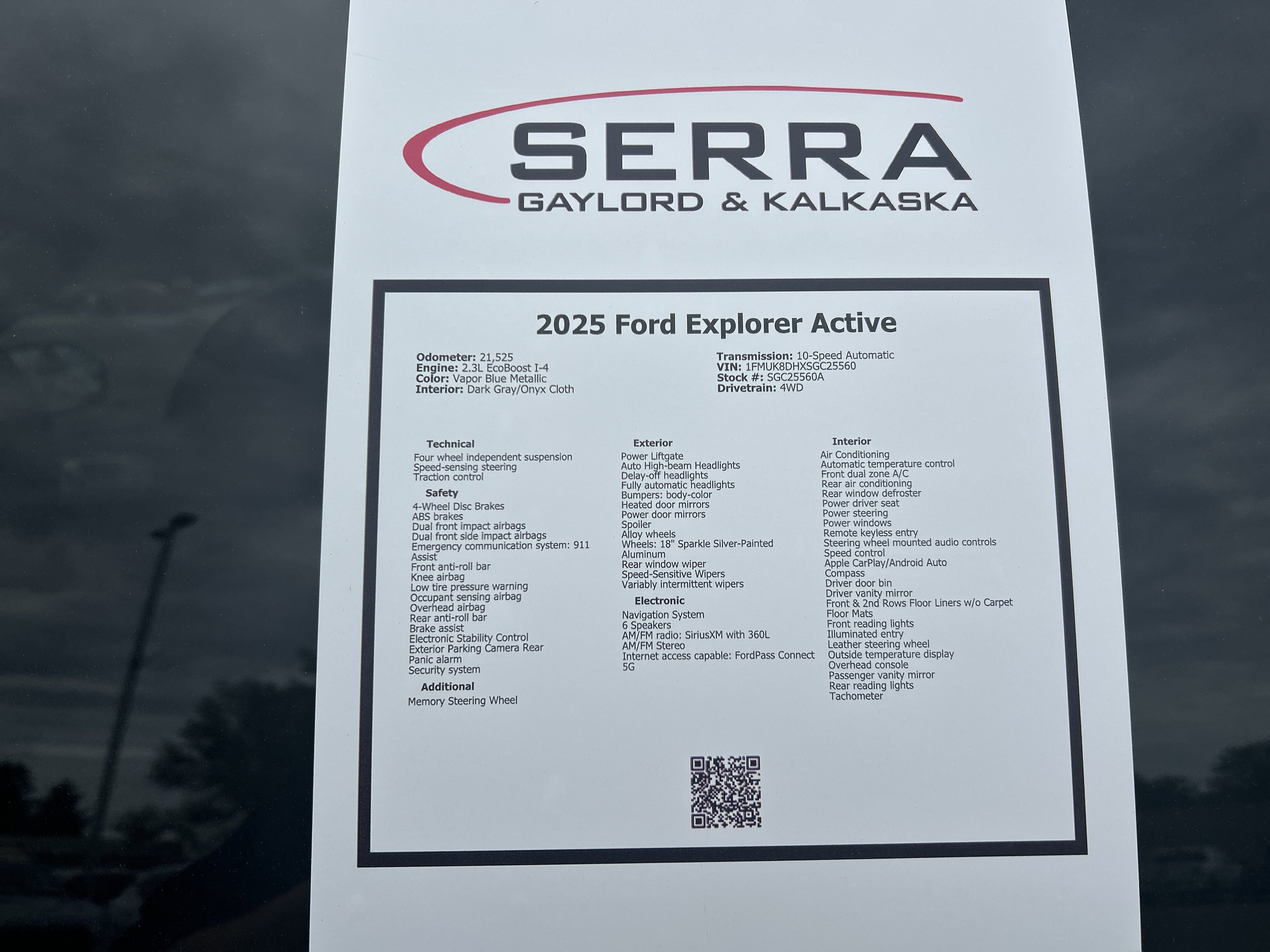Used 2025 Ford Explorer Active AWD/4WD image 31