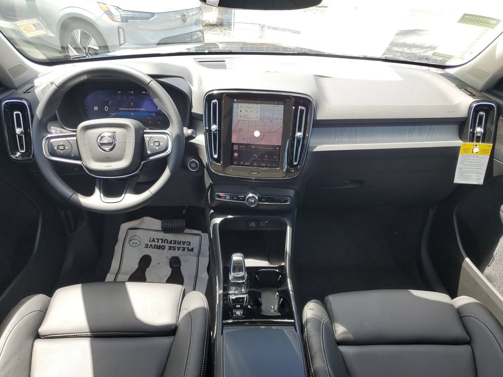 New 2026 Volvo XC40 B5 Ultra w/ Protection Package Premier AWD/4WD image 11