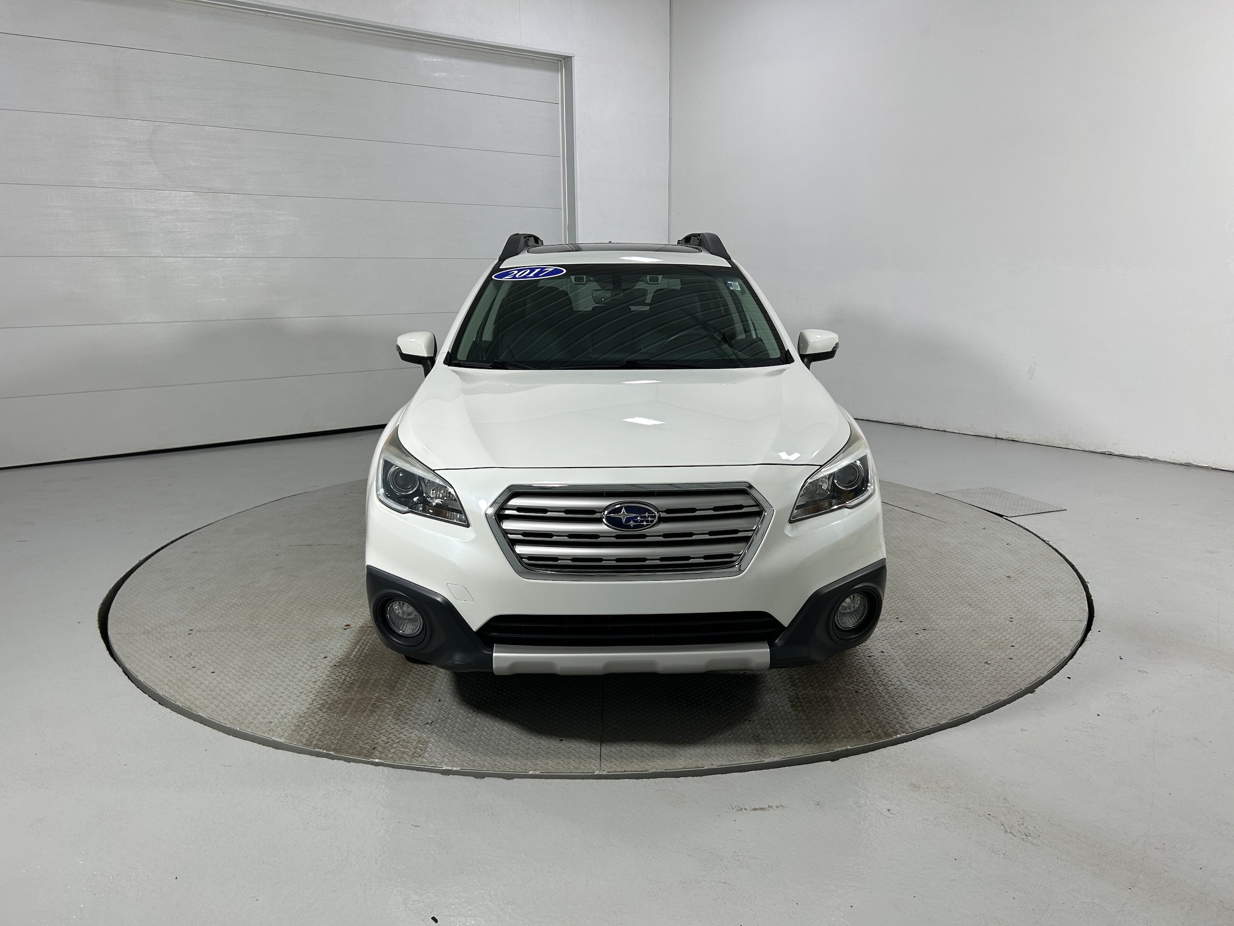 Used 2017 Subaru Outback 2.5i Limited AWD/4WD image 17