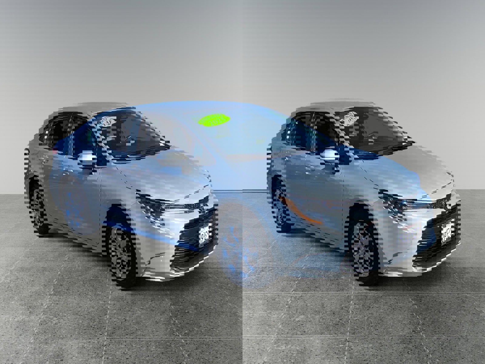 Used 2025 Toyota Corolla LE image 7