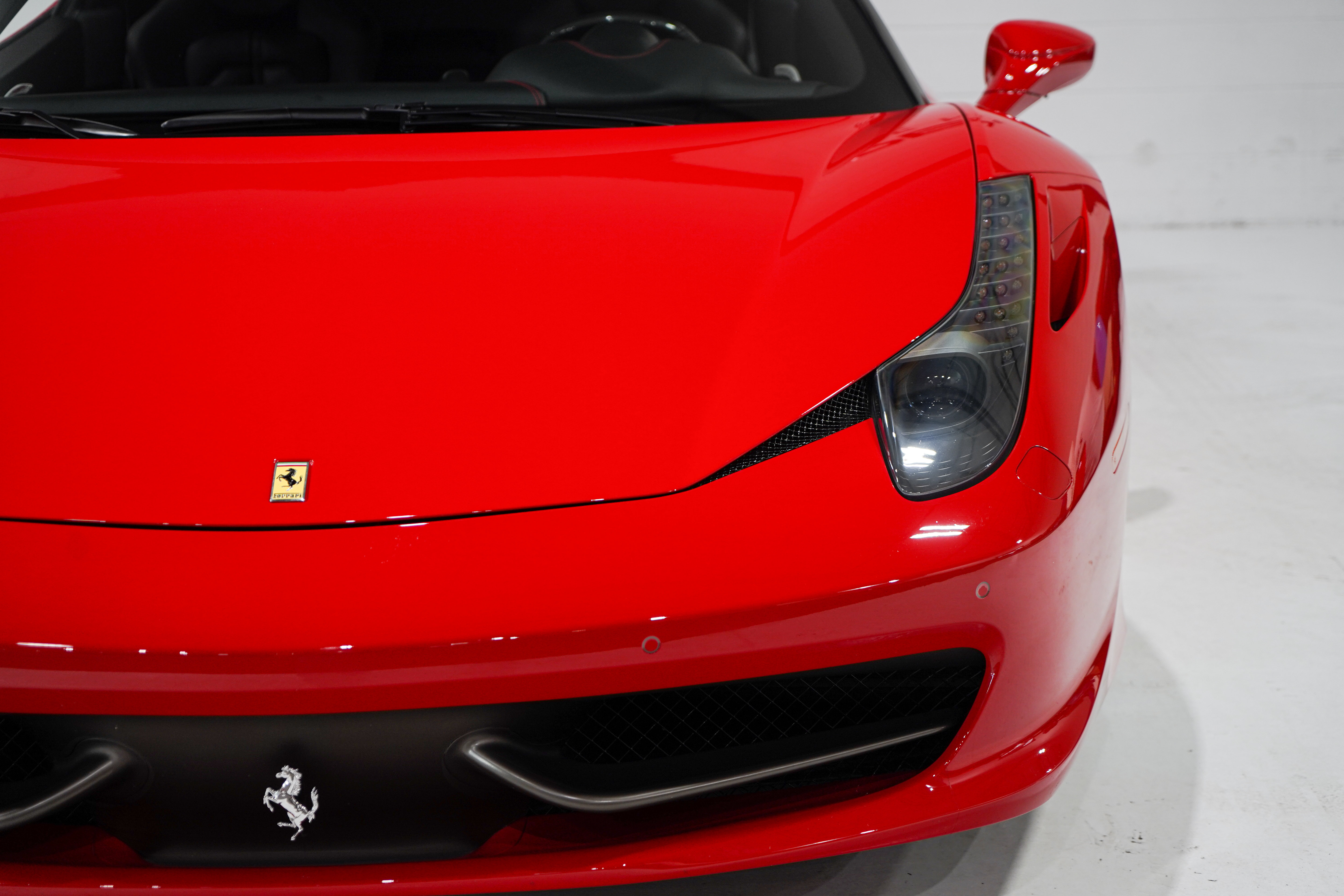 Used 2014 Ferrari 458 Italia Coupe RWD image 28