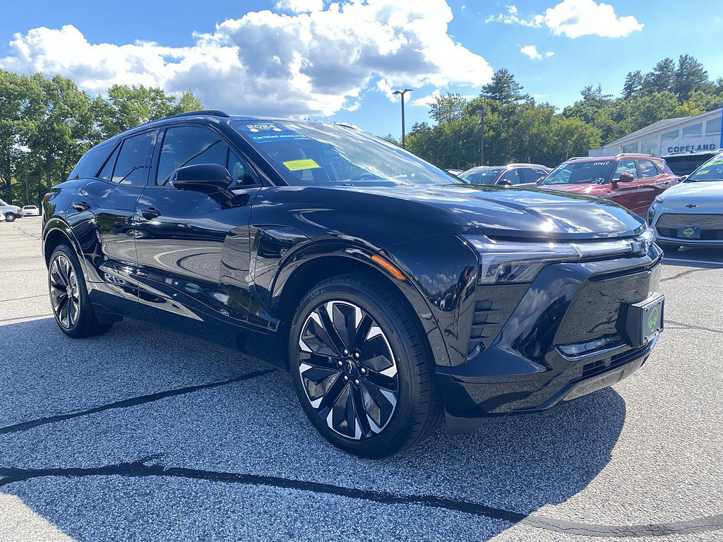 Certified 2024 Chevrolet Blazer EV RS AWD/4WD image 4