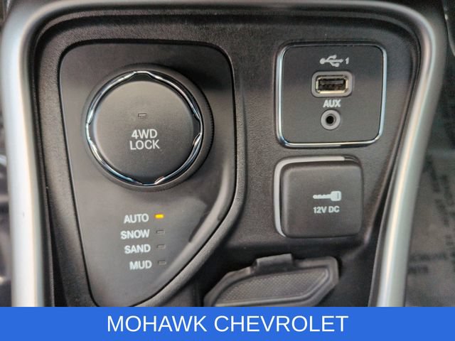 Used 2021 Jeep Compass Latitude w/ Convenience Group AWD/4WD image 32