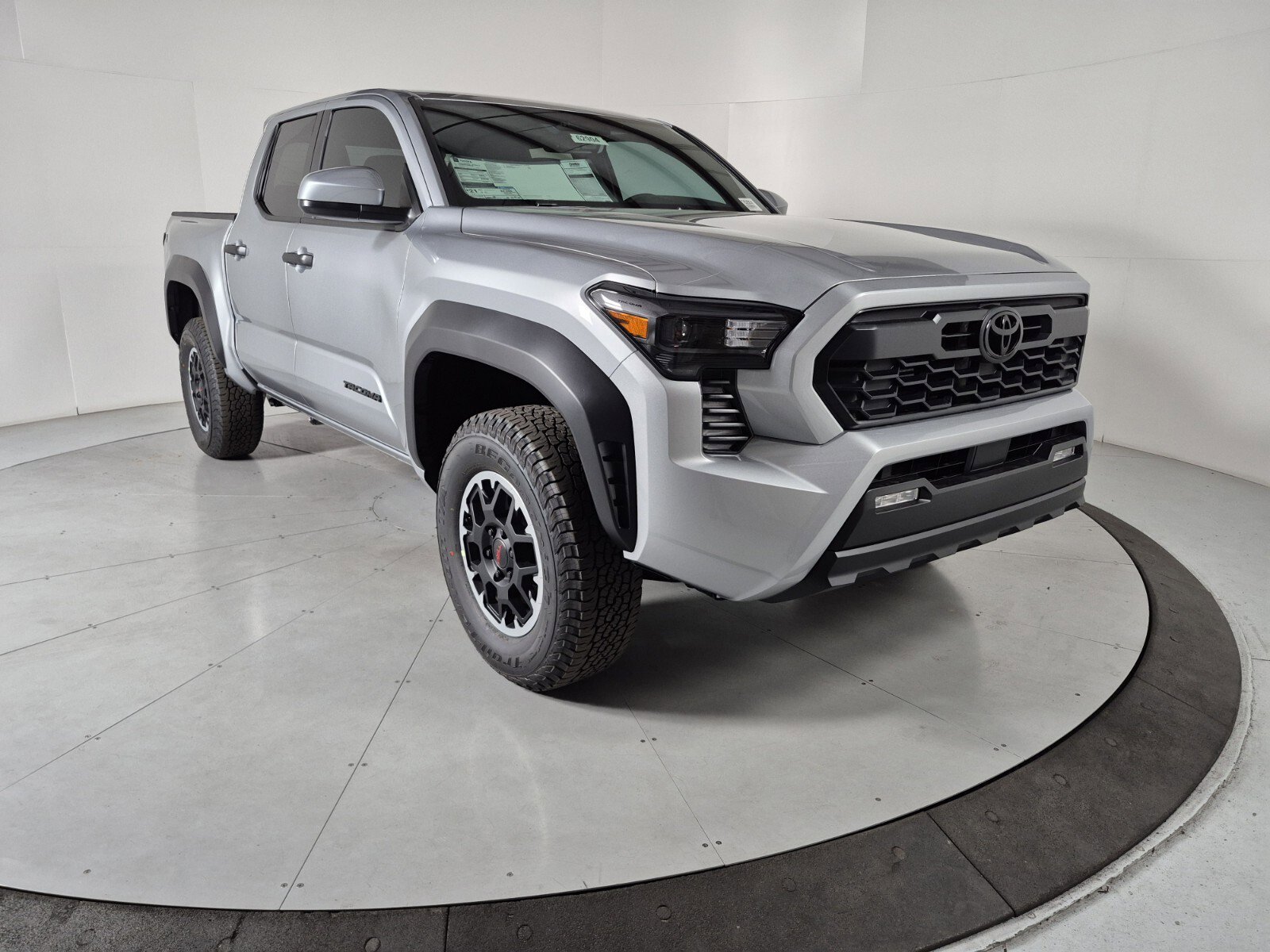 New 2026 Toyota Tacoma TRD Off-Road image 6