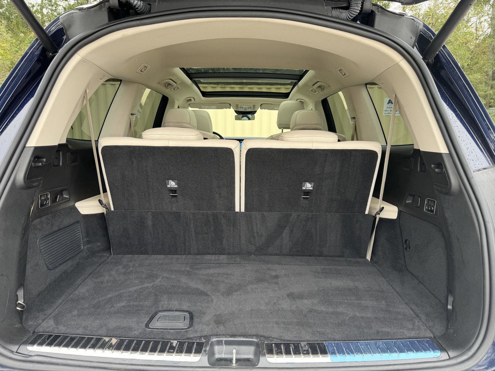 Used 2021 Mercedes-Benz GLS 450 4MATIC image 25