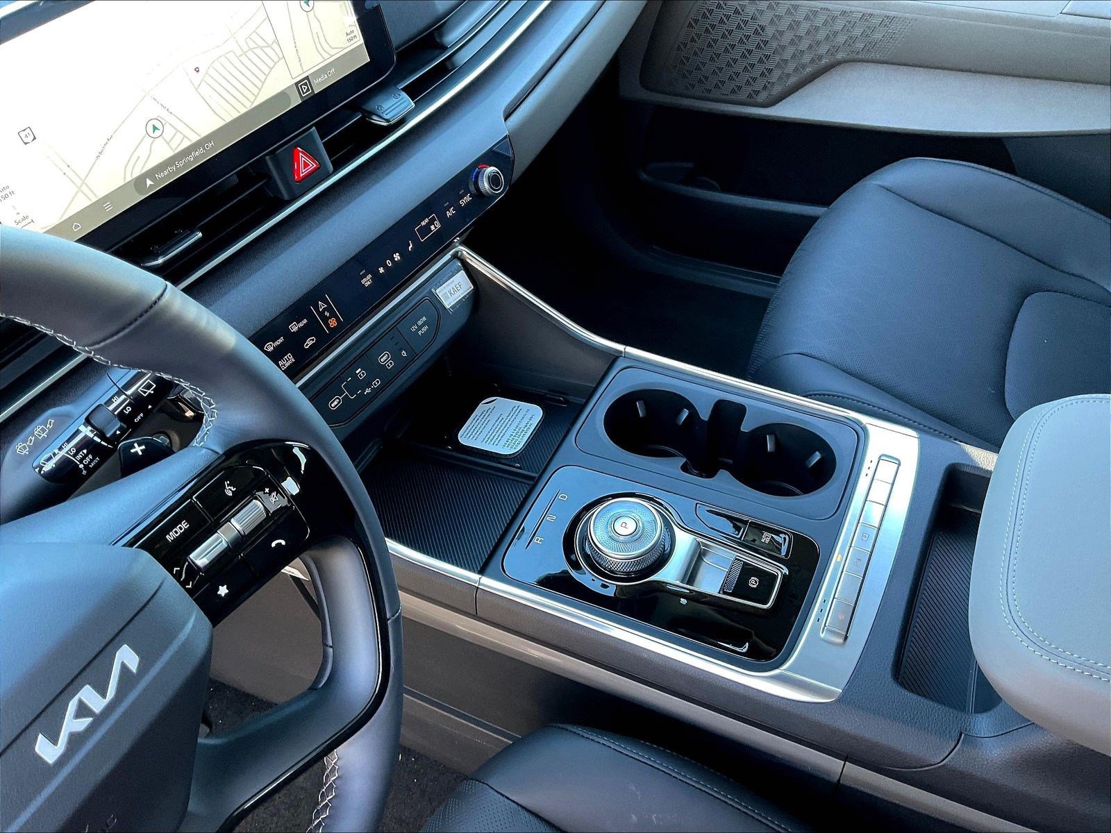New 2027 Kia Carnival EX FWD image 12