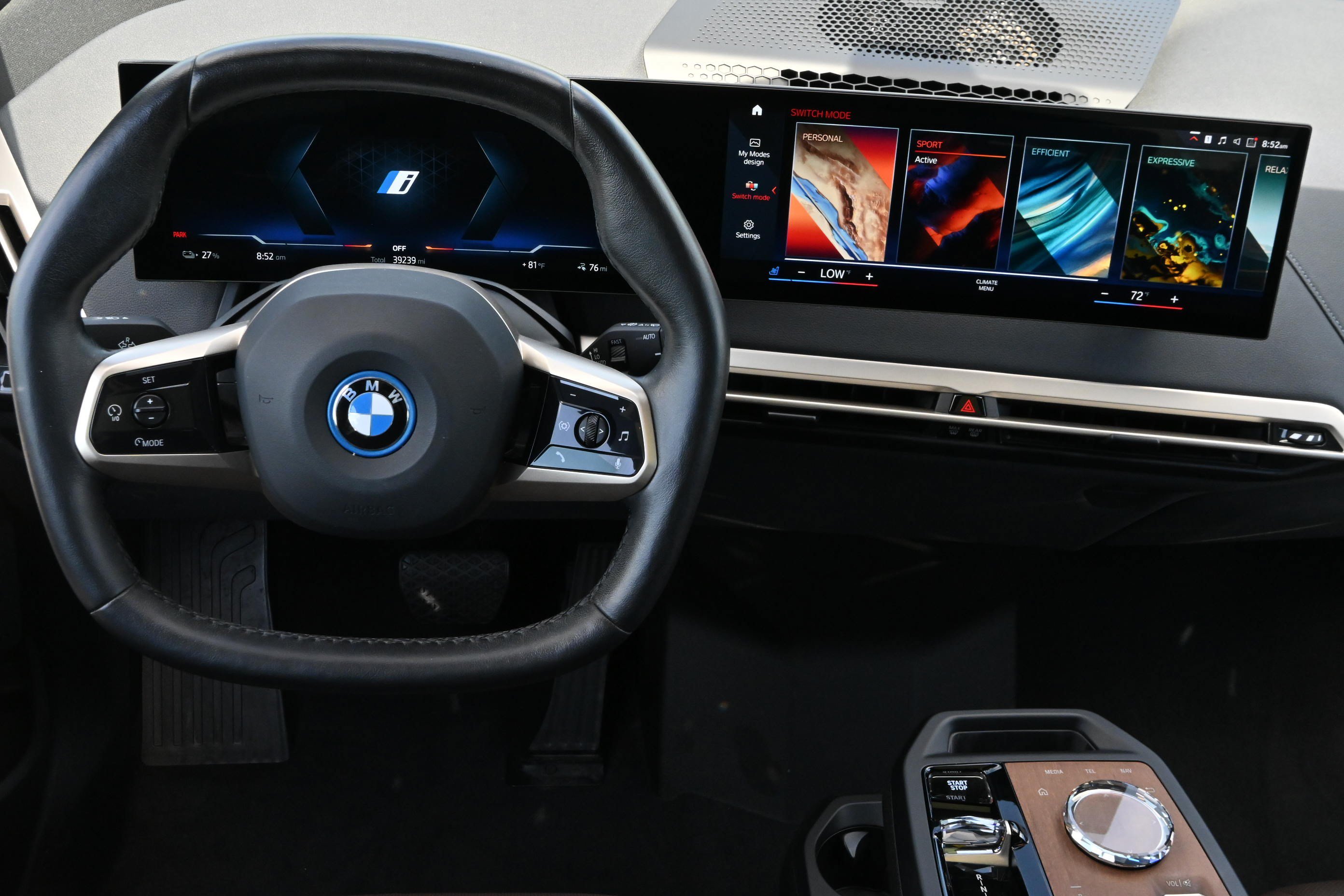 Certified 2023 BMW iX xDrive50 w/ Premium Package AWD/4WD image 16