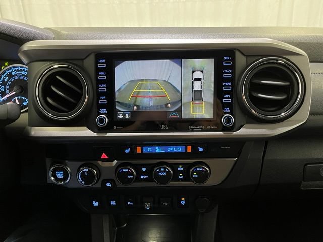 Used 2022 Toyota Tacoma Limited w/ Black Out Package (TMS) AWD/4WD image 17