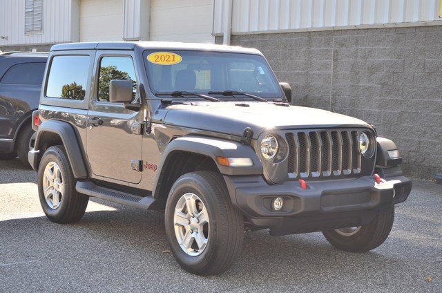 Used 2021 Jeep Wrangler Sport video 2