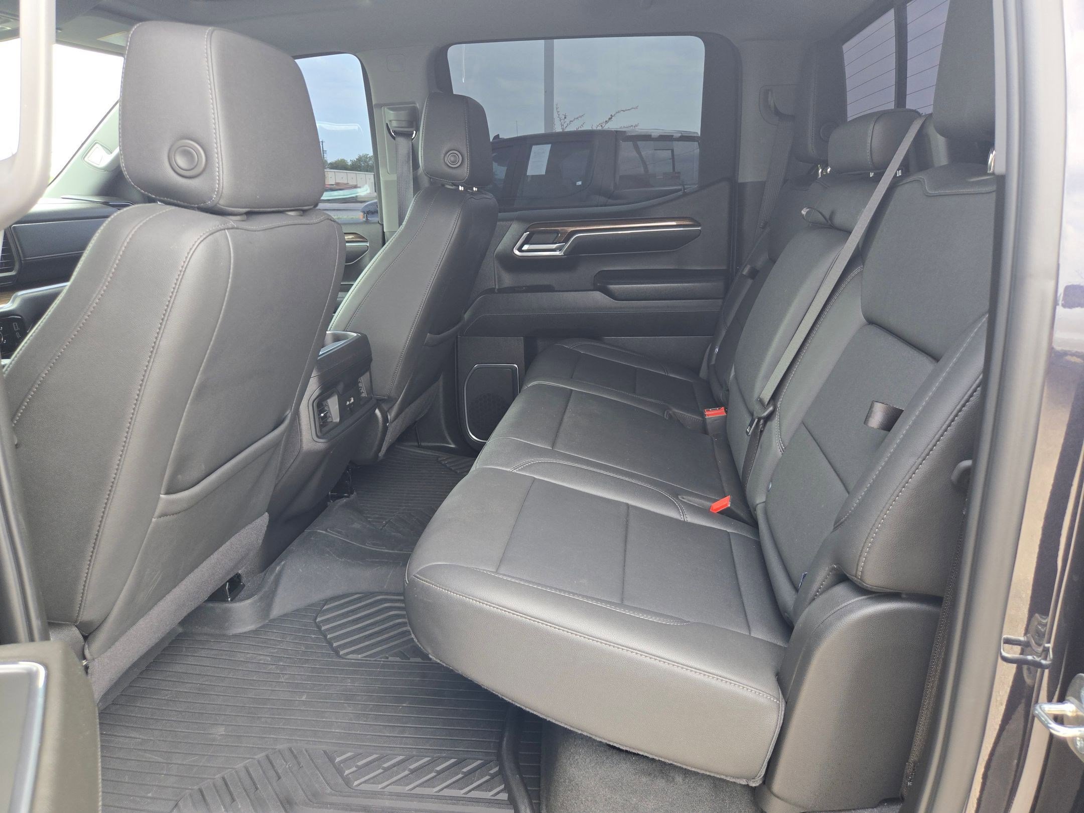 Certified 2024 Chevrolet Silverado 1500 LT Trail Boss w/ Convenience Package II AWD/4WD image 13