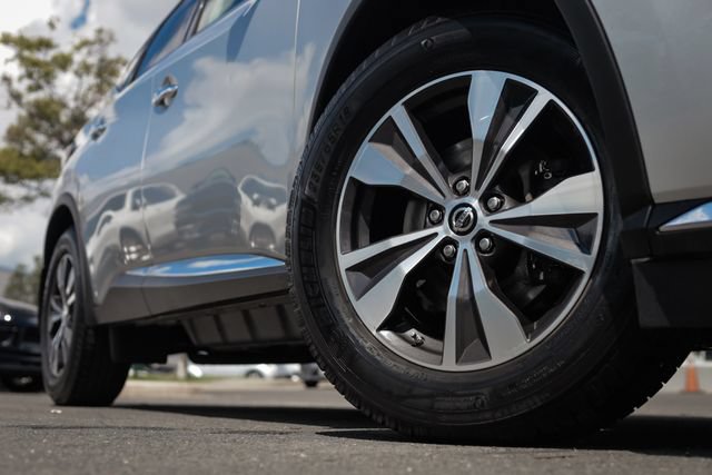 Used 2019 Nissan Murano S FWD image 13