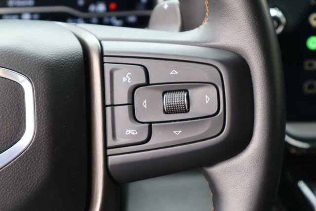 Used 2023 GMC Sierra 1500 AT4 w/ AT4 Premium Package AWD/4WD image 14