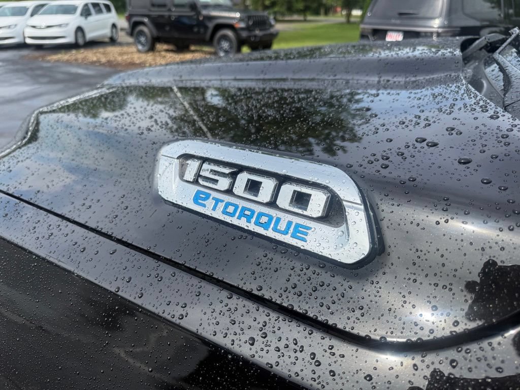 Used 2024 RAM 1500 Big Horn AWD/4WD image 11