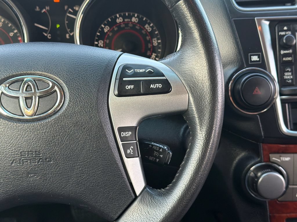 Used 2013 Toyota Highlander Limited FWD image 14