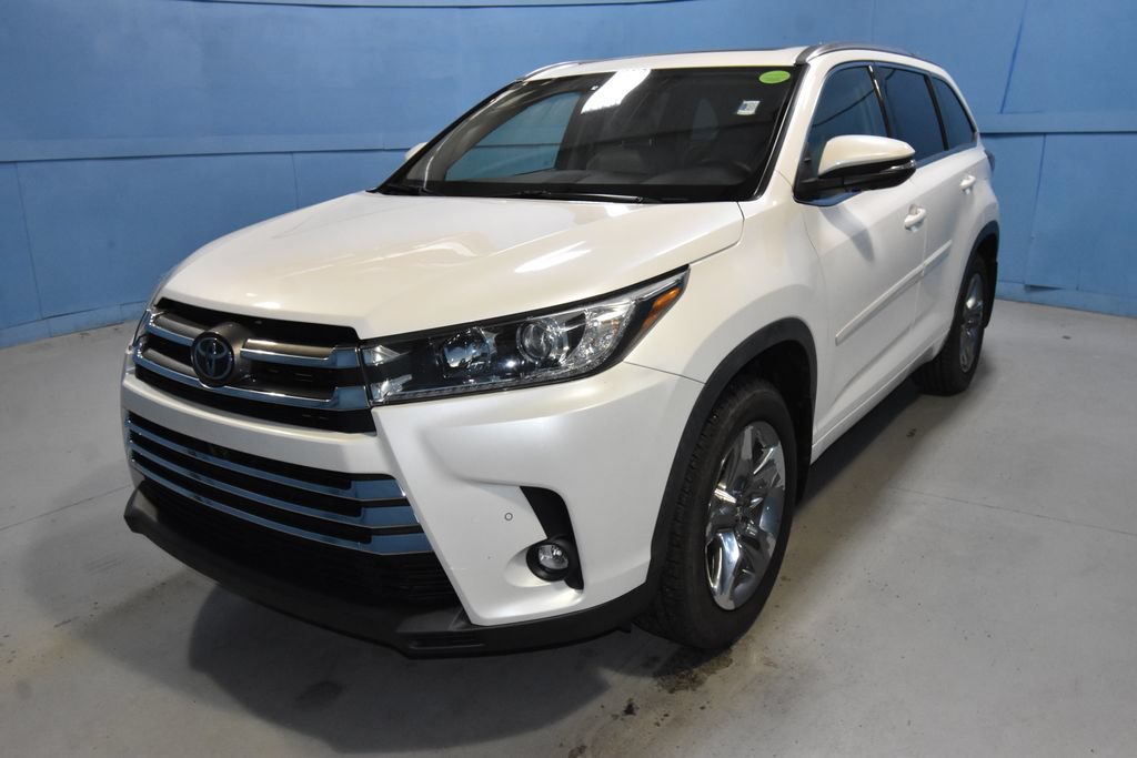 Used 2019 Toyota Highlander Limited Platinum AWD/4WD image 30