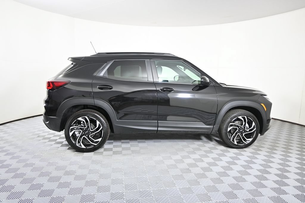 New 2026 Chevrolet TrailBlazer RS w/ Convenience Package AWD/4WD image 7
