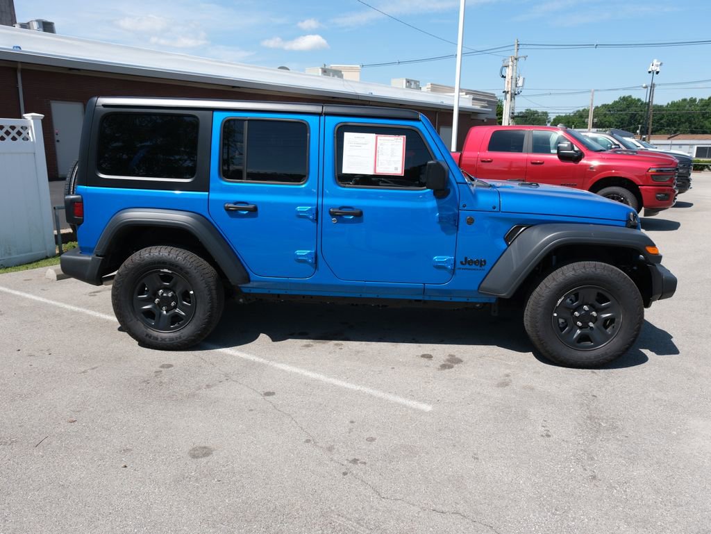 Used 2026 Jeep Wrangler Unlimited Sport AWD/4WD image 2
