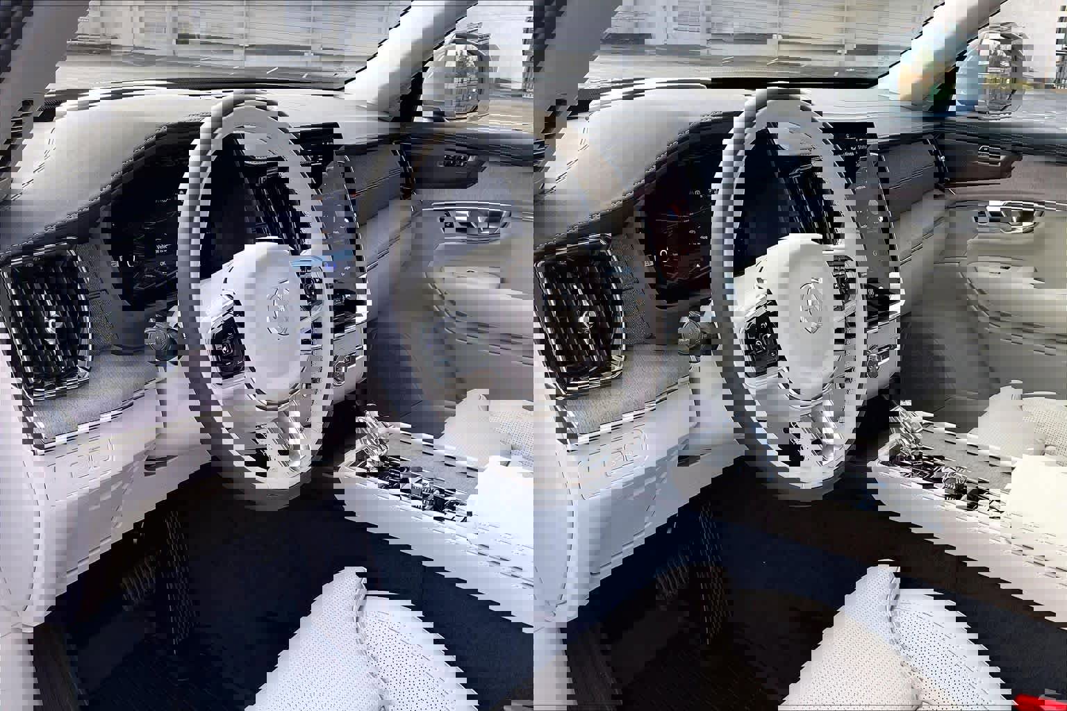 New 2026 Volvo XC90 T8 Ultra image 8