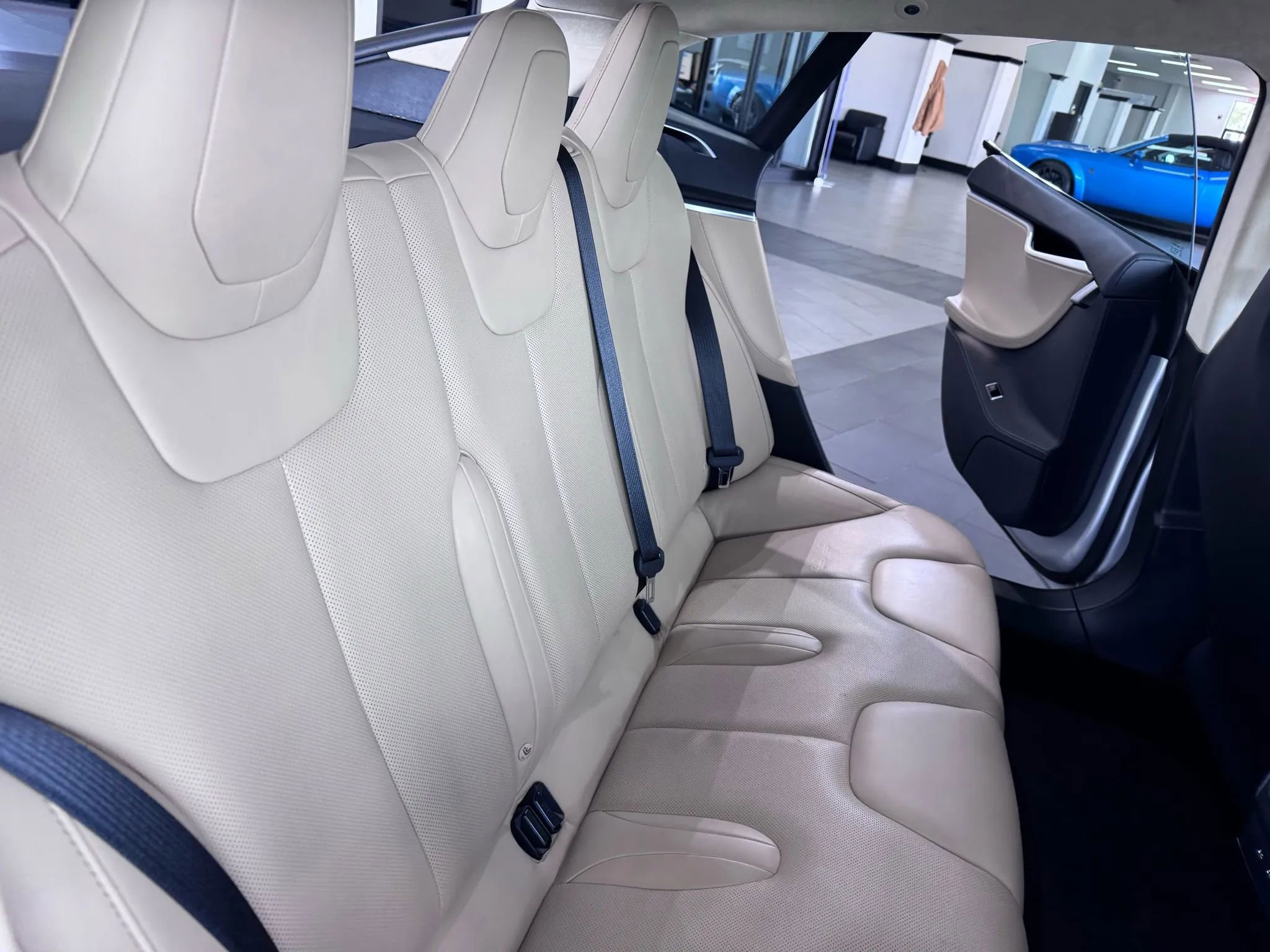 Used 2017 Tesla Model S 75D image 16