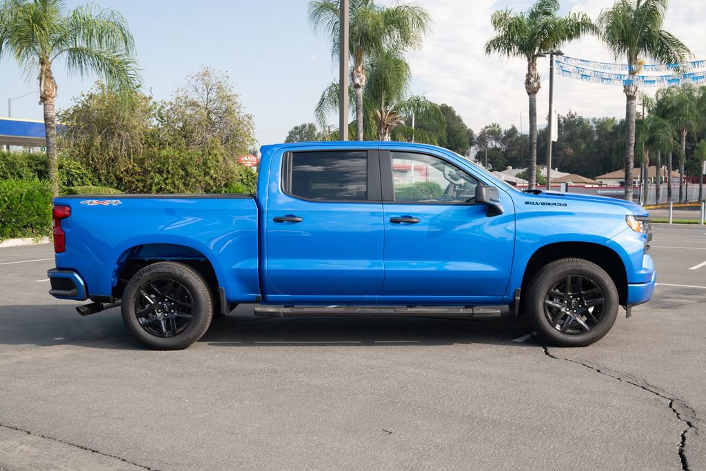Used 2025 Chevrolet Silverado 1500 Custom AWD/4WD image 3