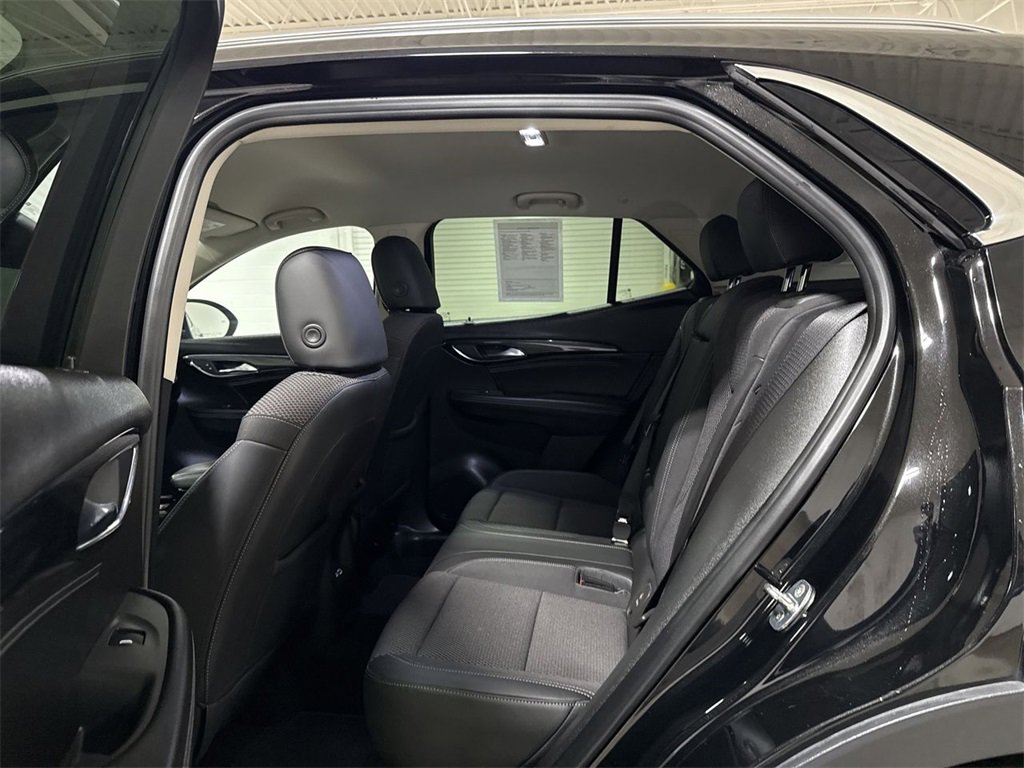 Used 2022 Buick Envision Preferred image 22