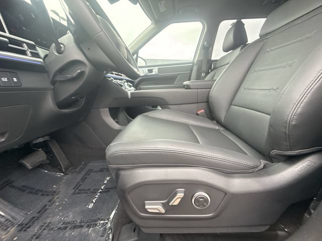 New 2025 Hyundai Santa Fe Limited AWD/4WD image 12