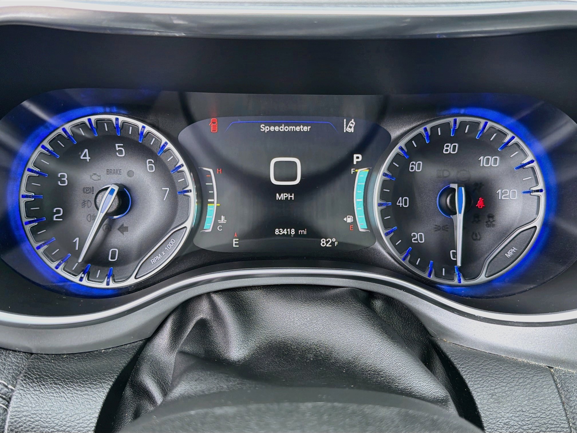 Used 2019 Chrysler Pacifica Limited w/ Advanced Safetytec Group FWD image 42