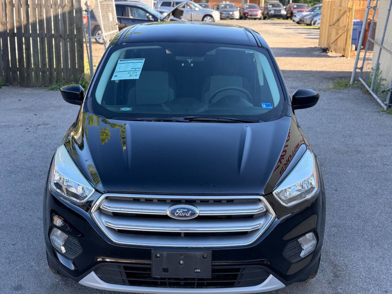 Used 2017 Ford Escape SE AWD/4WD image 4