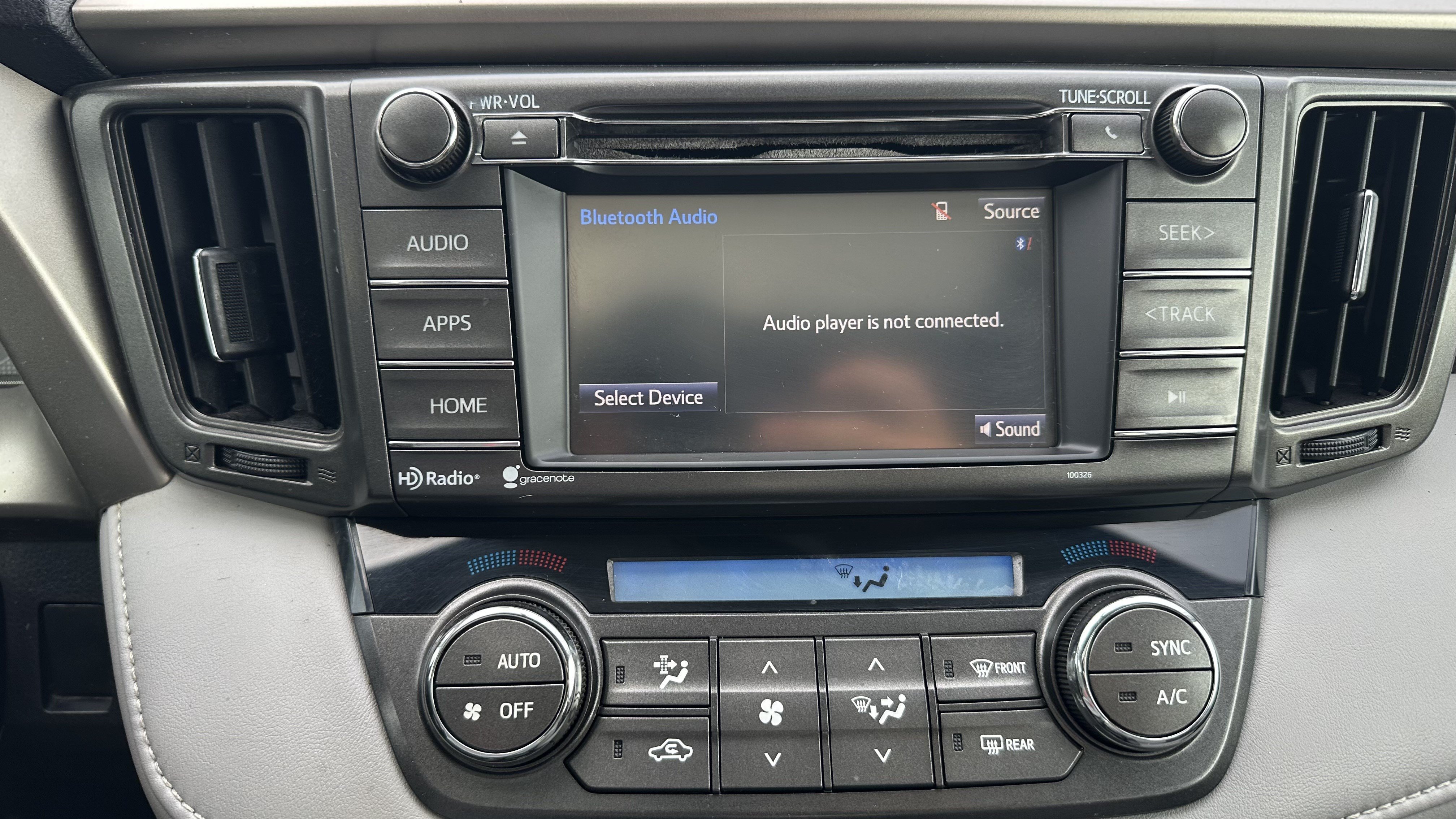 Used 2014 Toyota RAV4 XLE AWD/4WD image 23