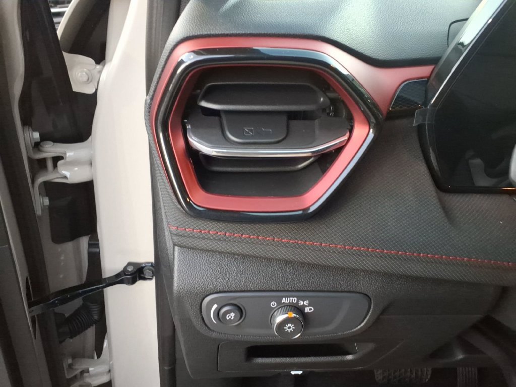 New 2026 Chevrolet TrailBlazer RS w/ Convenience Package FWD image 27