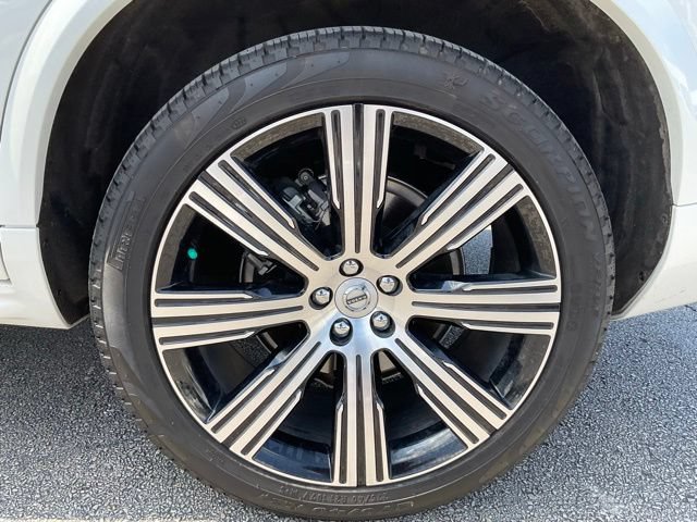 Certified 2023 Volvo XC90 B6 Ultimate w/ Protection Package AWD/4WD image 9