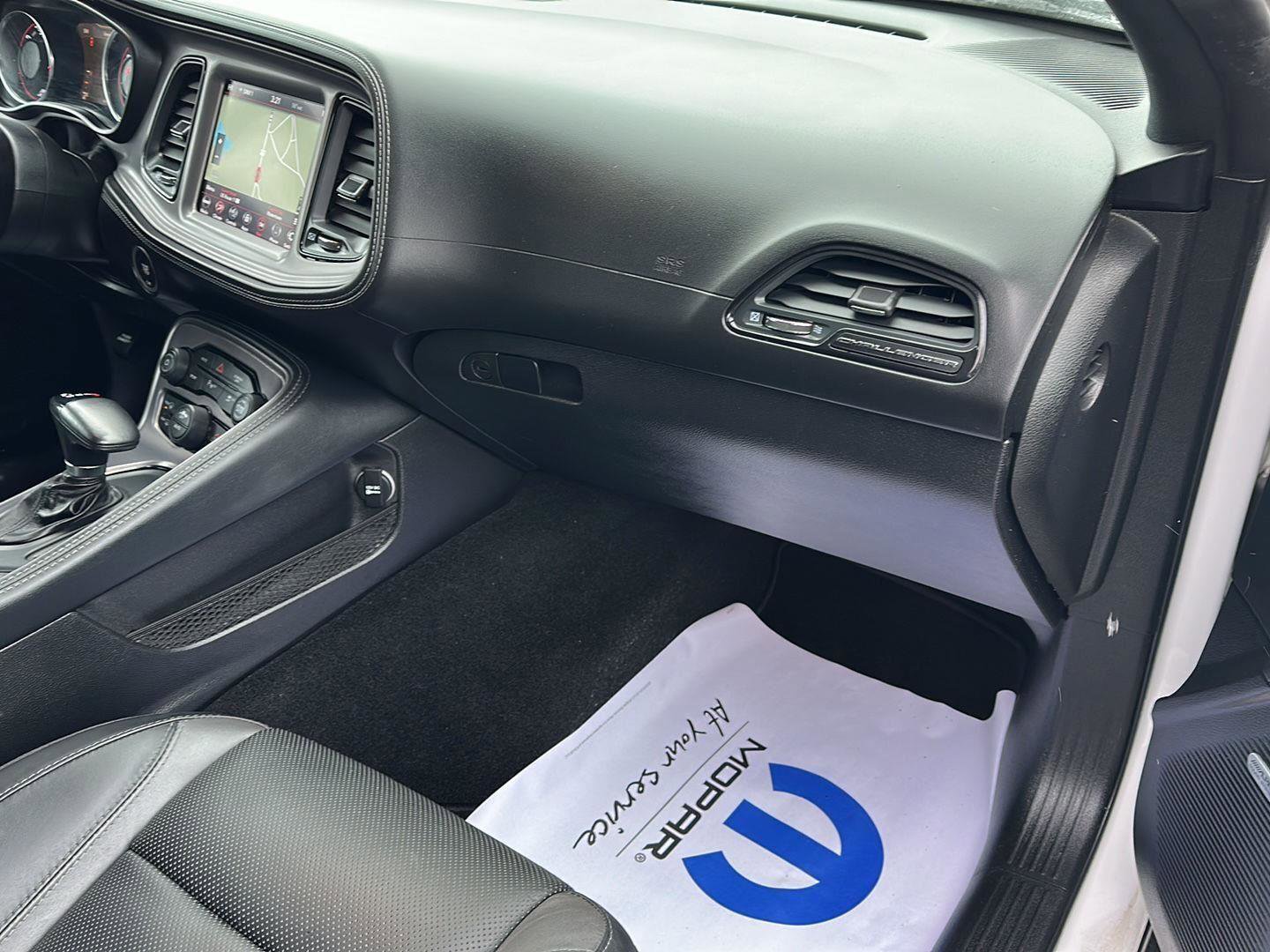 Used 2023 Dodge Challenger SXT w/ Plus Package image 17