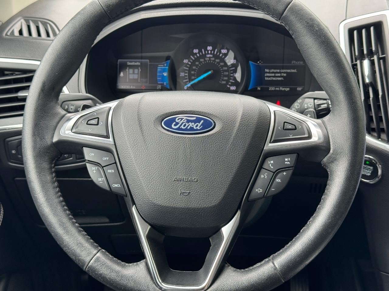 Used 2022 Ford Edge Titanium w/ Class II Trailer Tow Package AWD/4WD image 13